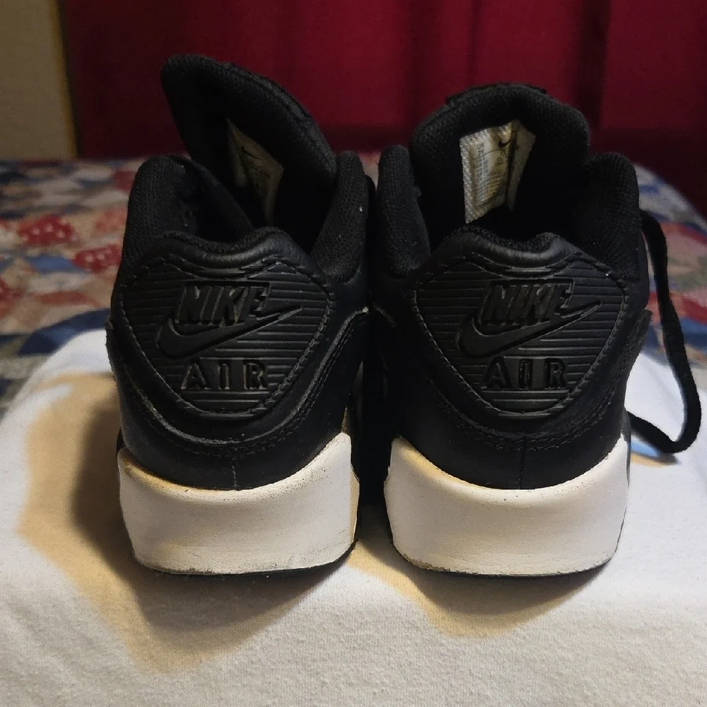 Nike Air Max Kids Black and White Sneakers